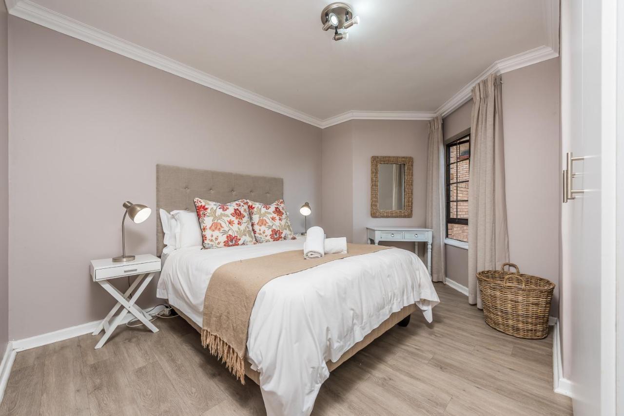 Beacon Wharf , George Hay 1 Holiday Accommodation Mossel Bay Exteriör bild