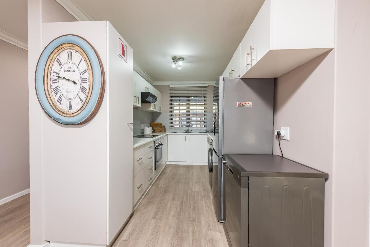 Beacon Wharf , George Hay 1 Holiday Accommodation Mossel Bay Exteriör bild